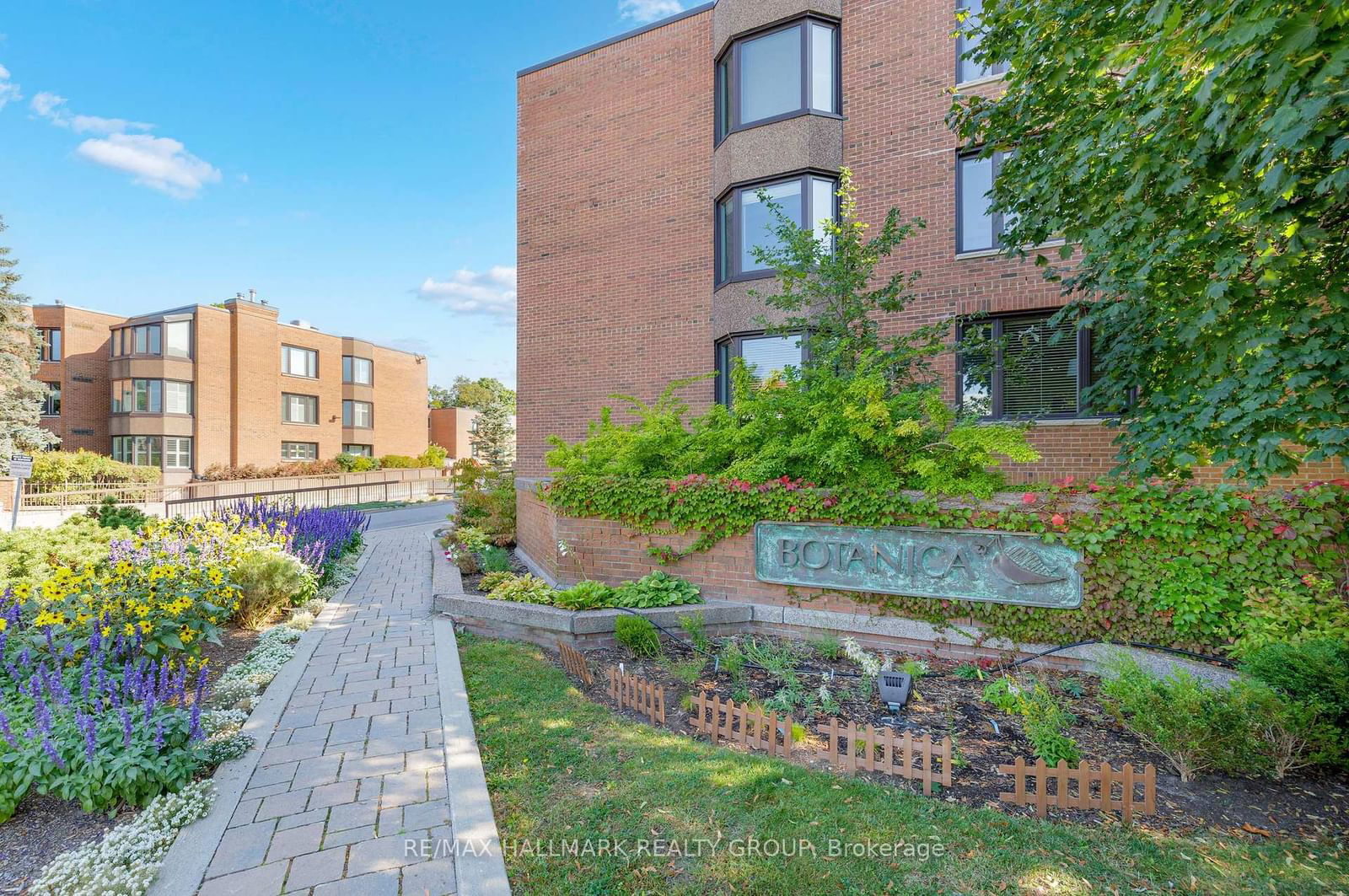 Condo sold at 87D-263 BOTANICA PVT, Dows Lake - Civic Hospital and Area, 4504 - Civic Hospital, K1Y 4P9 - MLS: X11906059