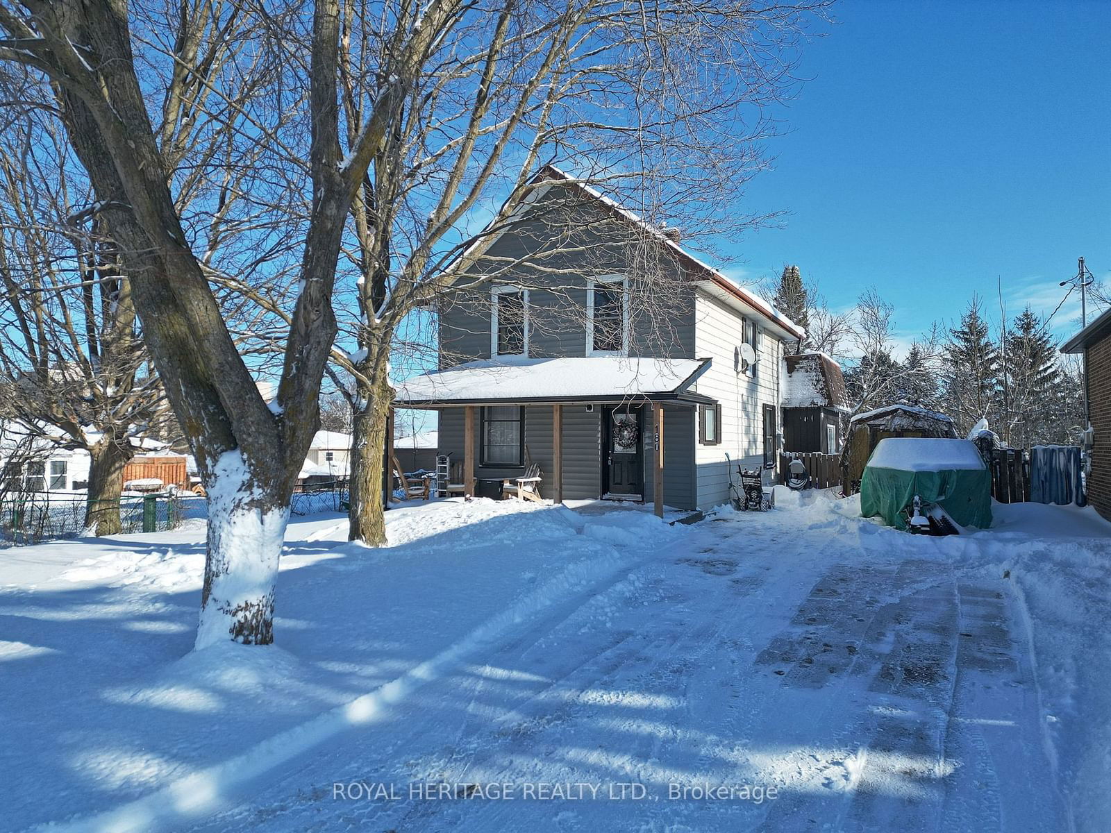 Detached House sold at 180 Angeline Street, Kawartha Lakes, Lindsay, K9V 4X2 - MLS: X11906435