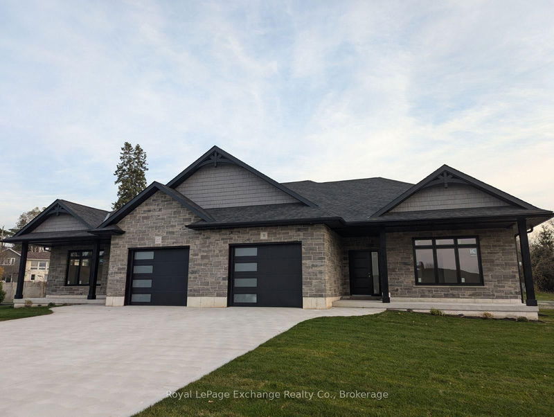 home for sale on 31 MERCEDES Crescent