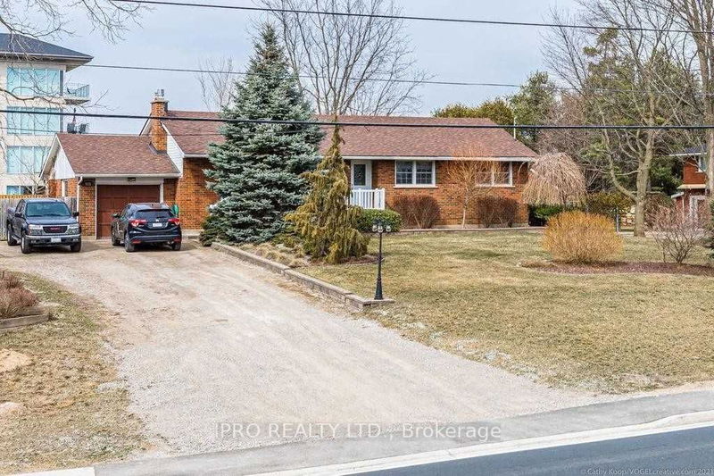 home for lease on 585 Garner Road W