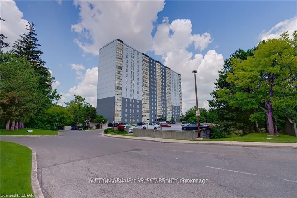 Condo leased at 406-45 Pond Mills Road, London, South J, N5Z 4W5 - MLS: X11907195