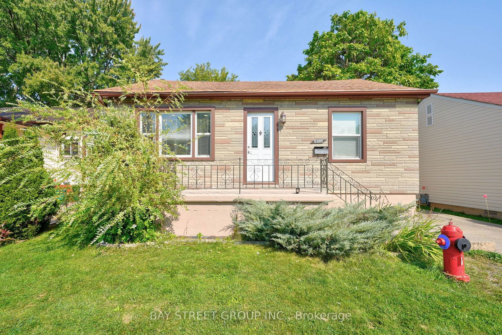 Detached House sold at 6285 Skinner Street, Niagara Falls, 217 - Arad/Fallsview, L2G 2Y6 - MLS: X11907241