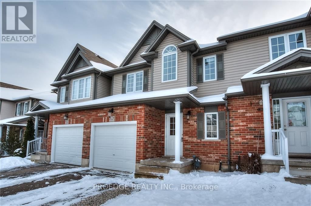 Townhouse for lease at 595 Goldthread Street, Waterloo, N2V 2X6 - MLS: X11907398