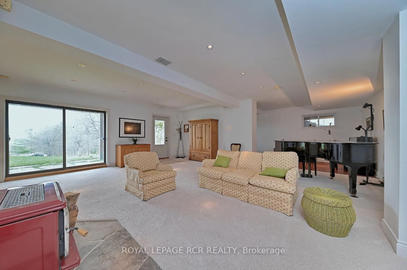 Listing Image 7