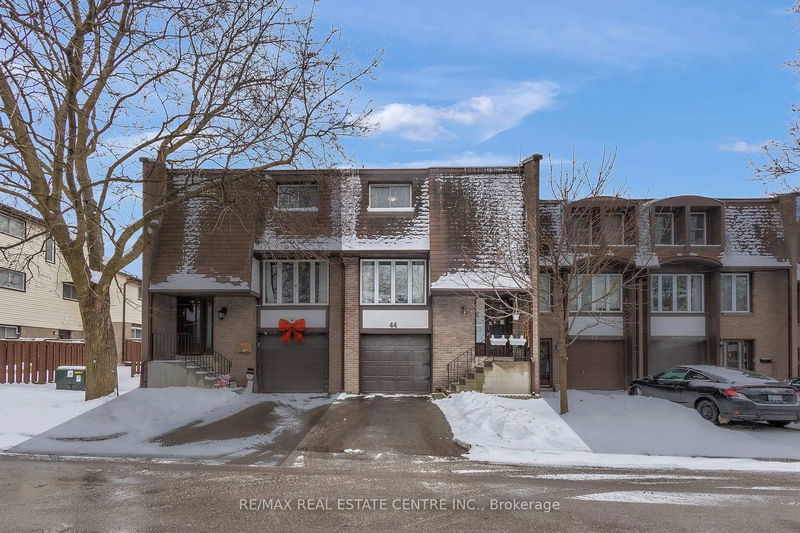home for sale on 44-46 Cedarwoods Crescent