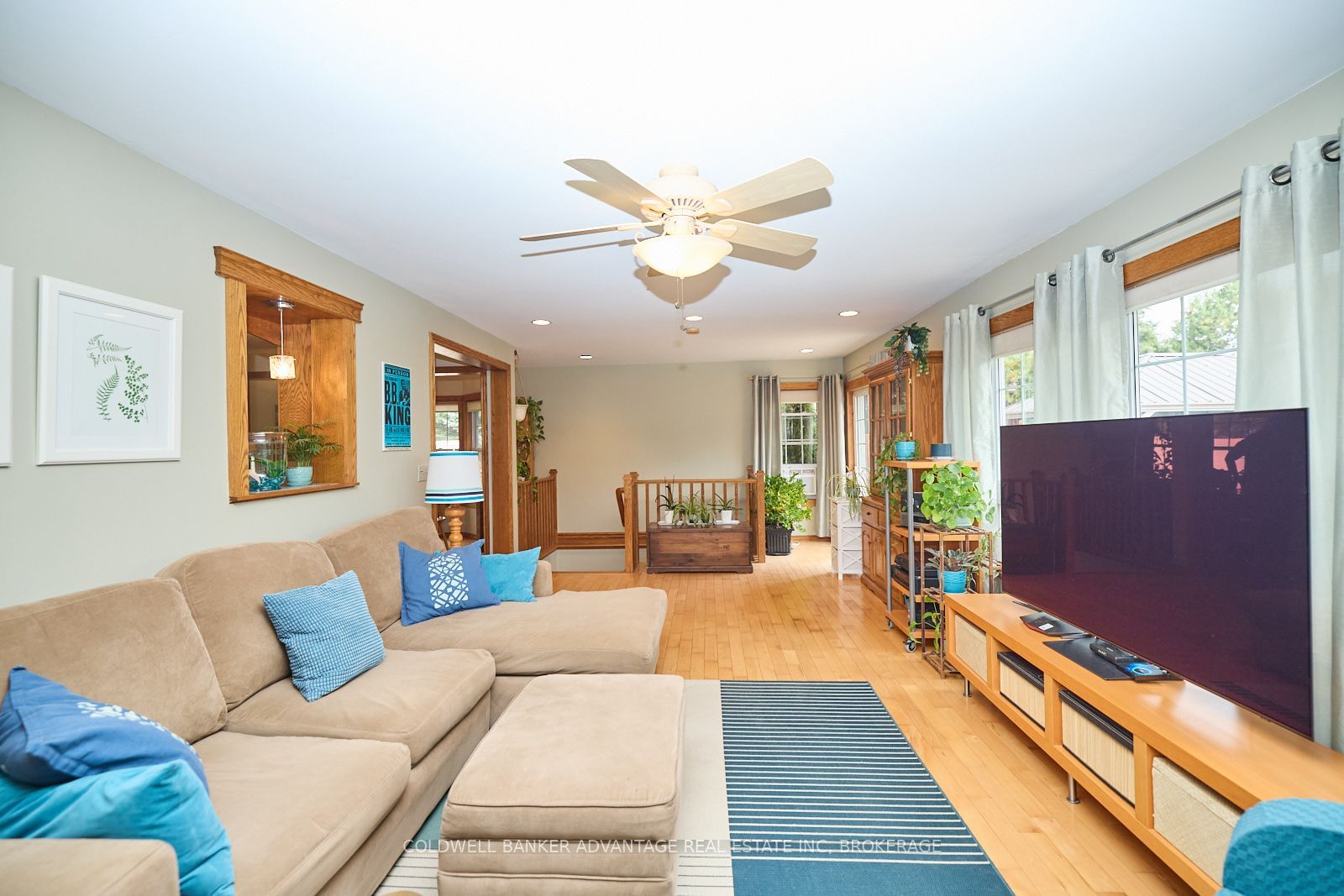 Listing Image 14