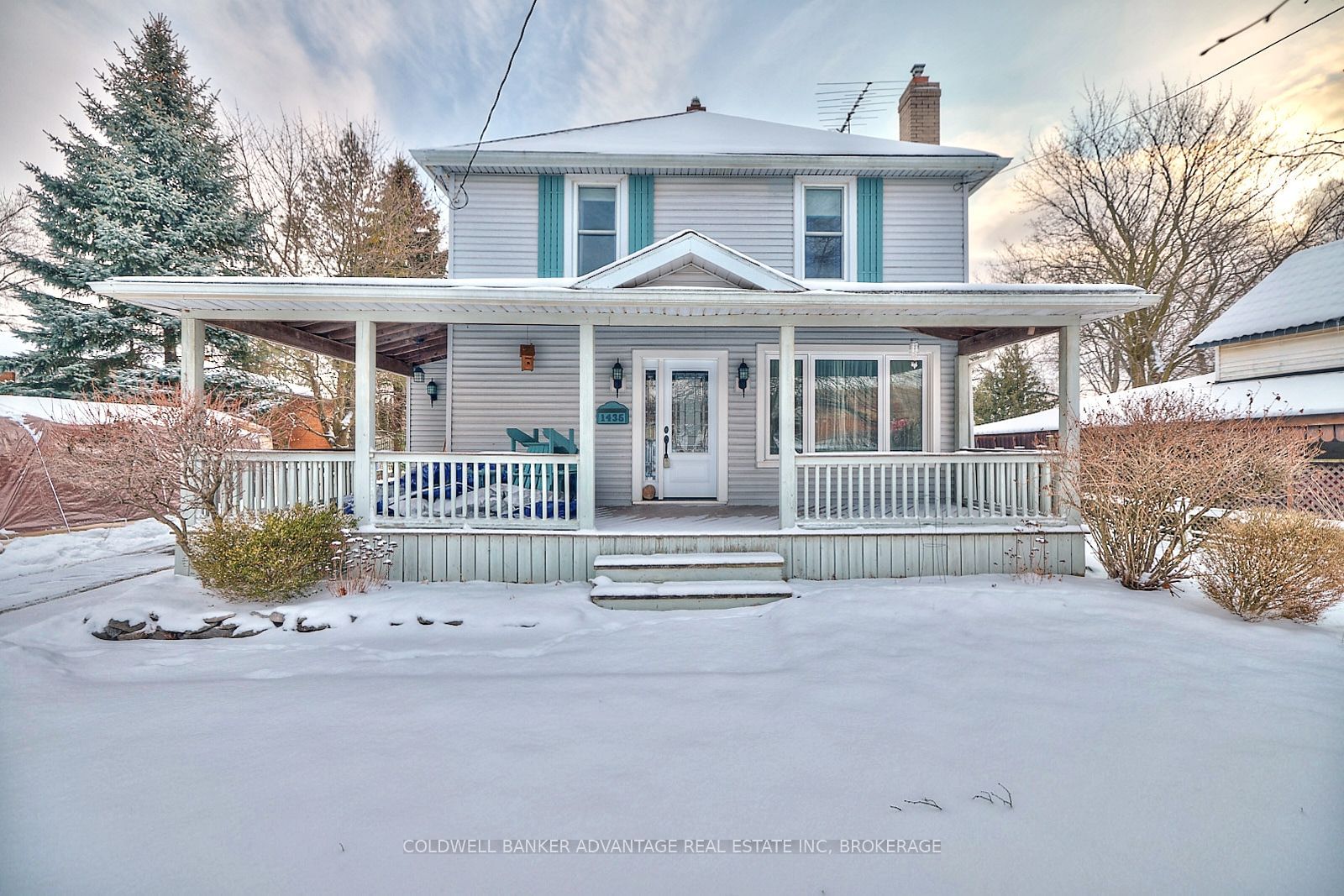 Listing Image 4