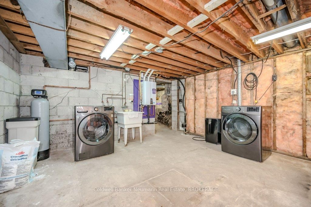 Listing Image 33