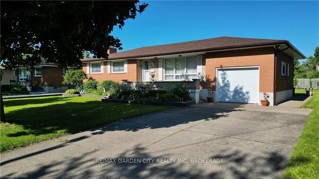 Detached House sold at 79 Kilgour Avenue, Welland, 772 - Broadway, L3C 2P8 - MLS: X11908246