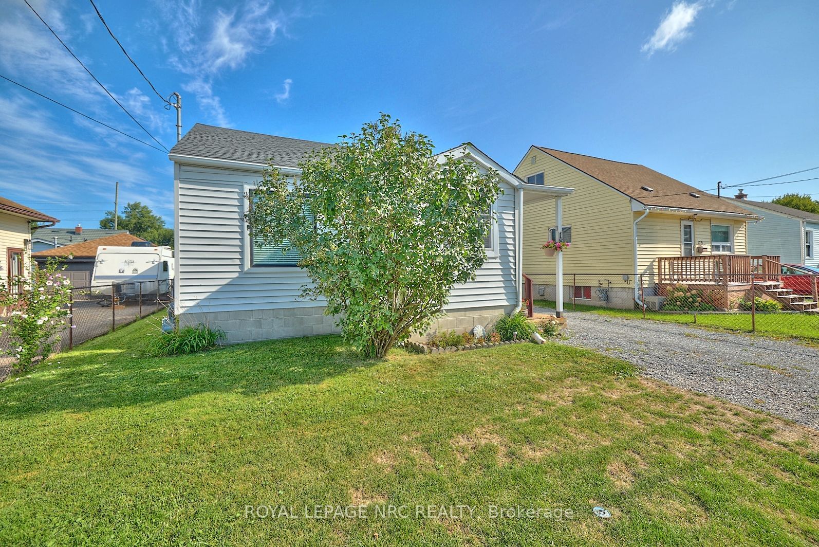 Detached House for sale at 181 Idylewylde Street, Fort Erie, 332 - Central, L2A 2L4 - MLS: X11908255