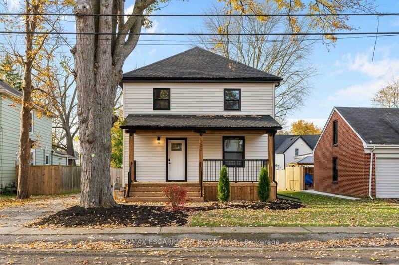 home for sale on 122 Cross Street W
