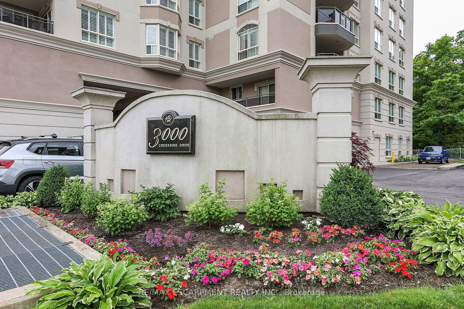 Condo sold at 807-3000 Creekside Drive, Hamilton, Dundas, L9H 7S8 - MLS: X11909681