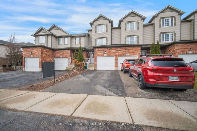 home for sale on 284 Sophia Crescent