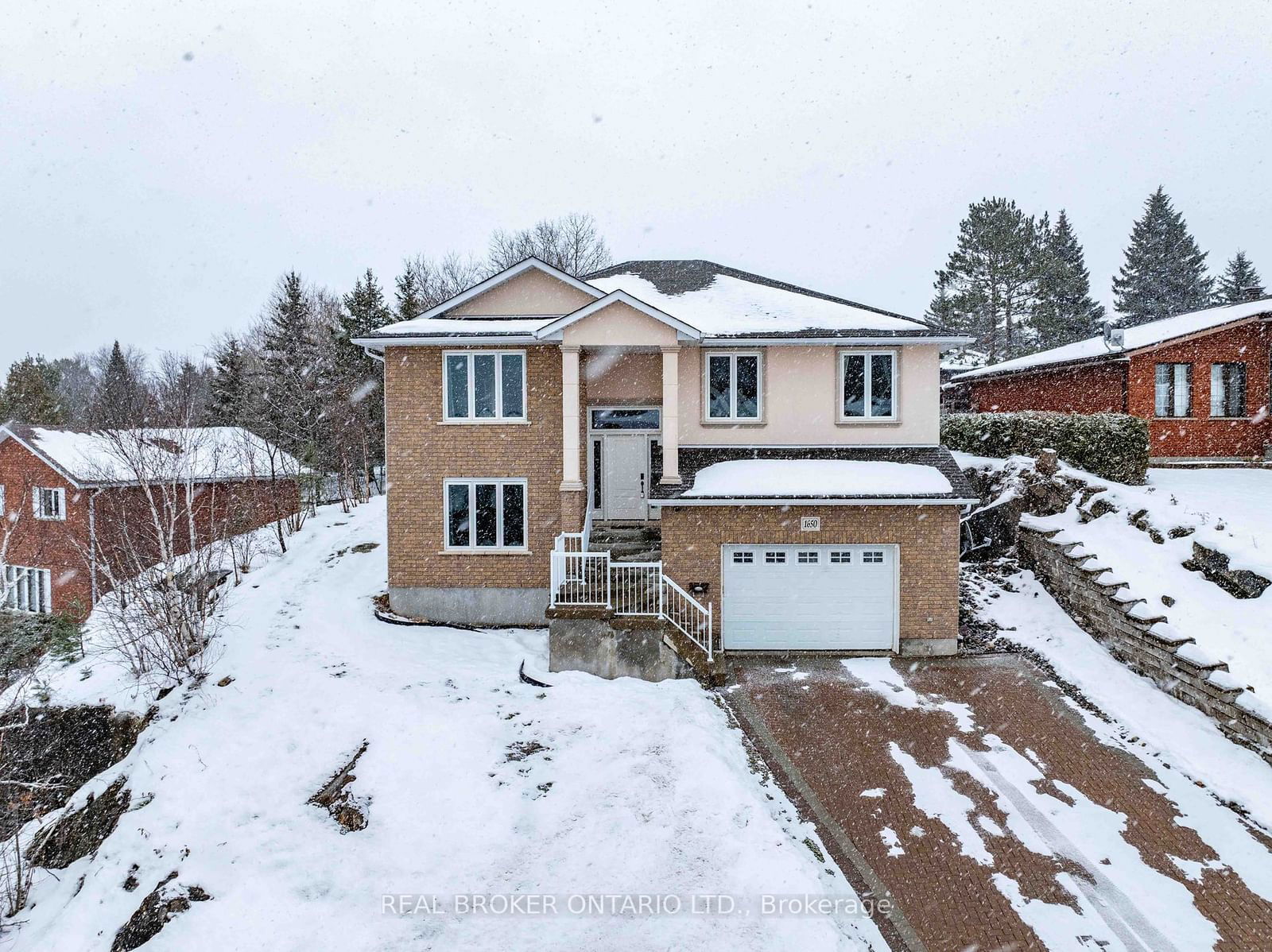 Detached House sold at 1650 Skyward Drive, Greater Sudbury, Sudbury, P3E 5M1 - MLS: X11910421