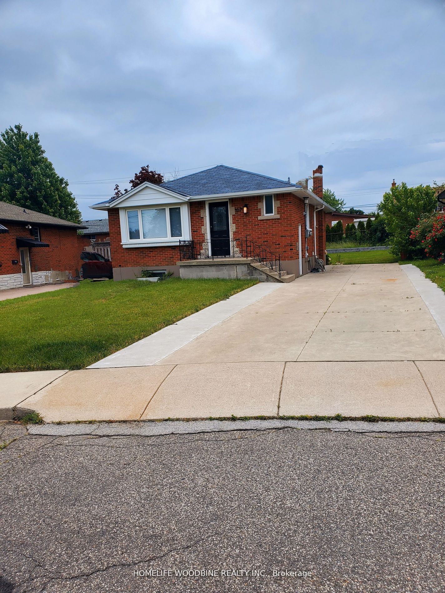 Building at 107 Winchester Boulevard, Hamilton, Hampton Heights