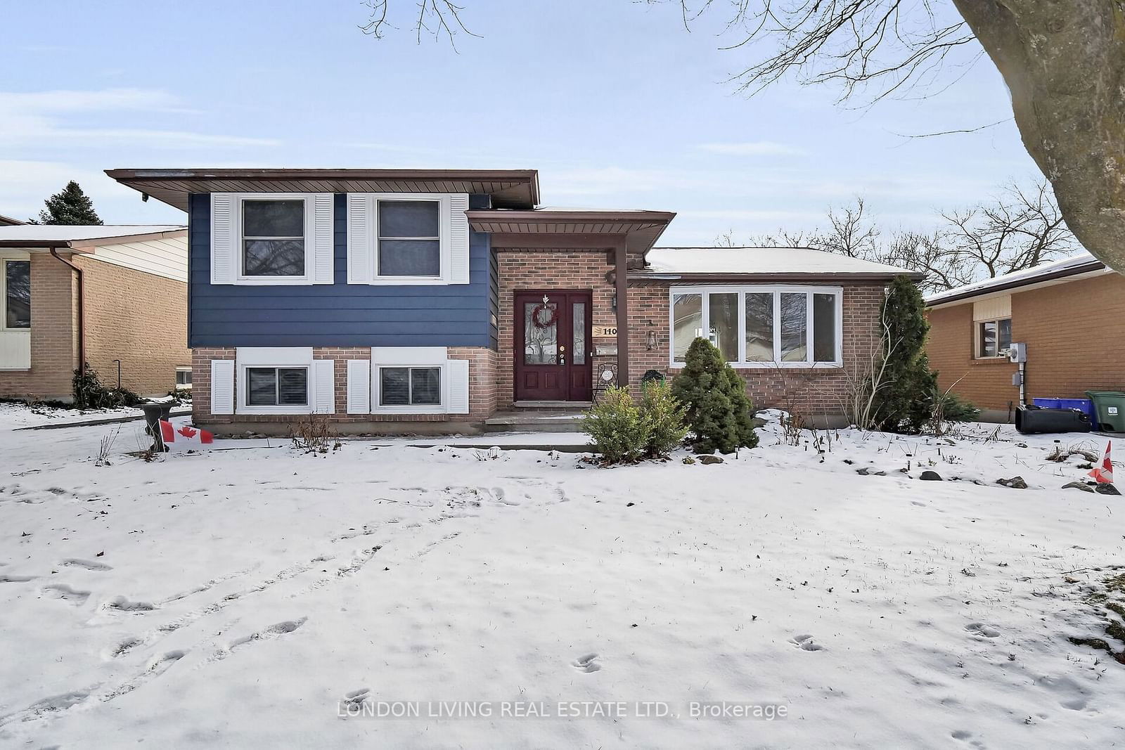 Detached House for sale at 140 Concord Crescent, London, North I, N6G 3H7 - MLS: X11910697