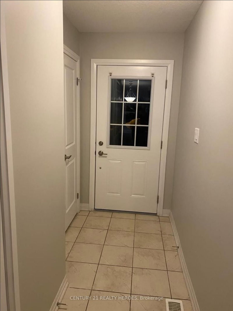 157 South Creek Dr, Kitchener, N2P 0H1 | Image 2