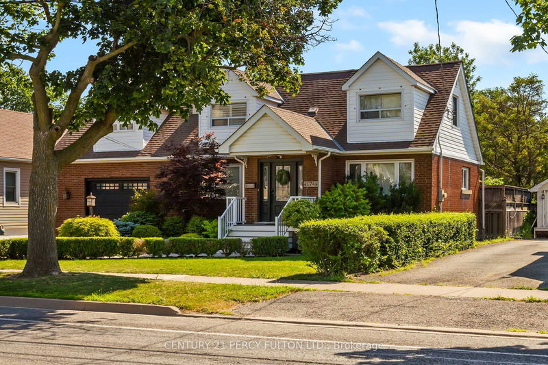 home for sale on 174 Louth Street