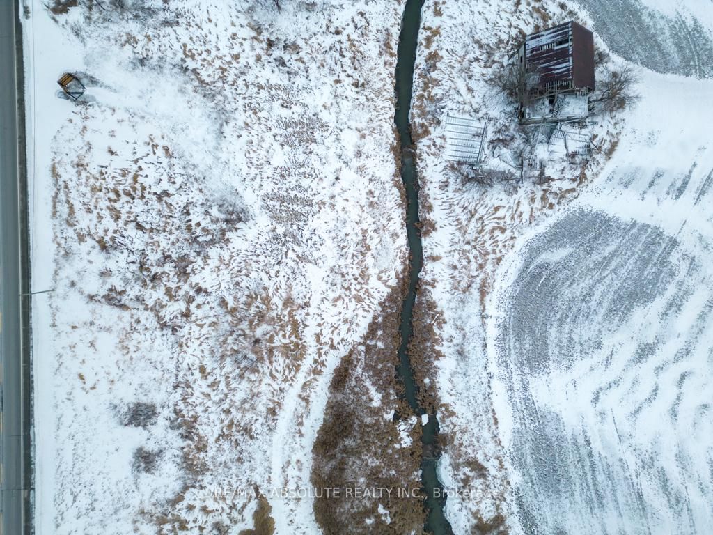 2762 Tenth Line Road - Photo 9