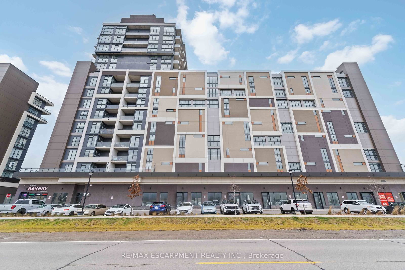 Condo for lease at 304-550 North Service Road, Grimsby, L3M 0H9 - MLS: X11911582