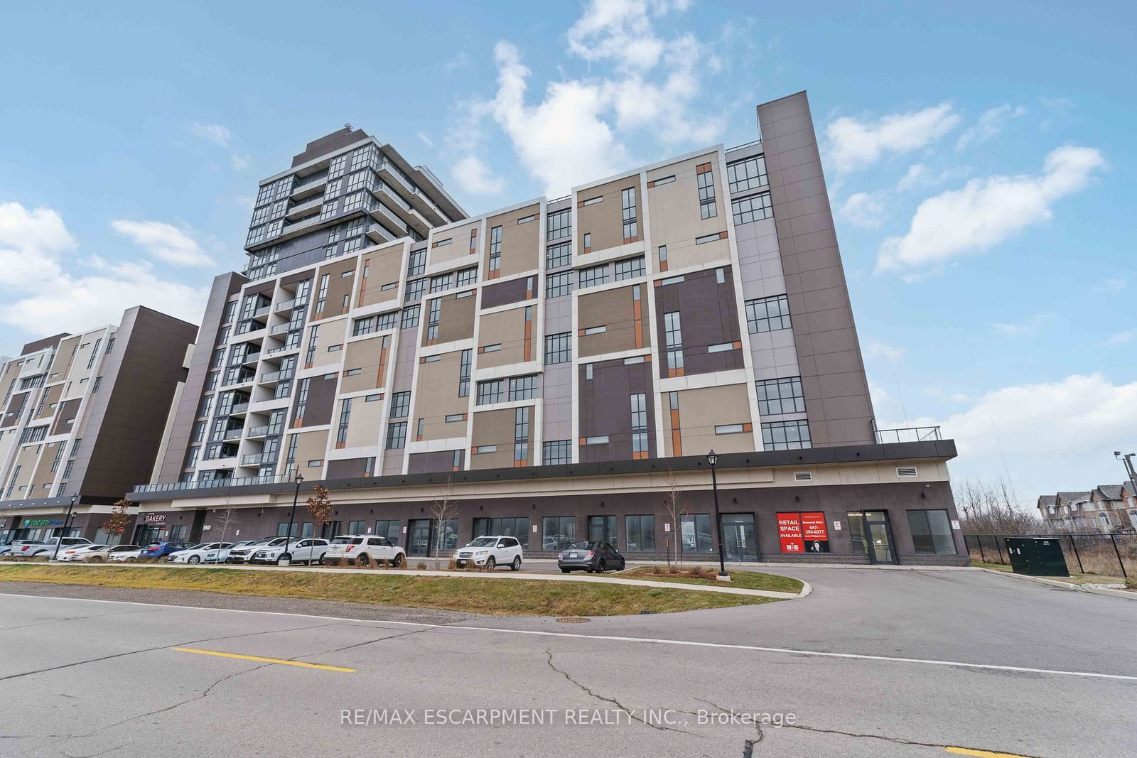 Condo for lease at 304-550 North Service Road, Grimsby, L3M 0H9 - MLS: X11911582