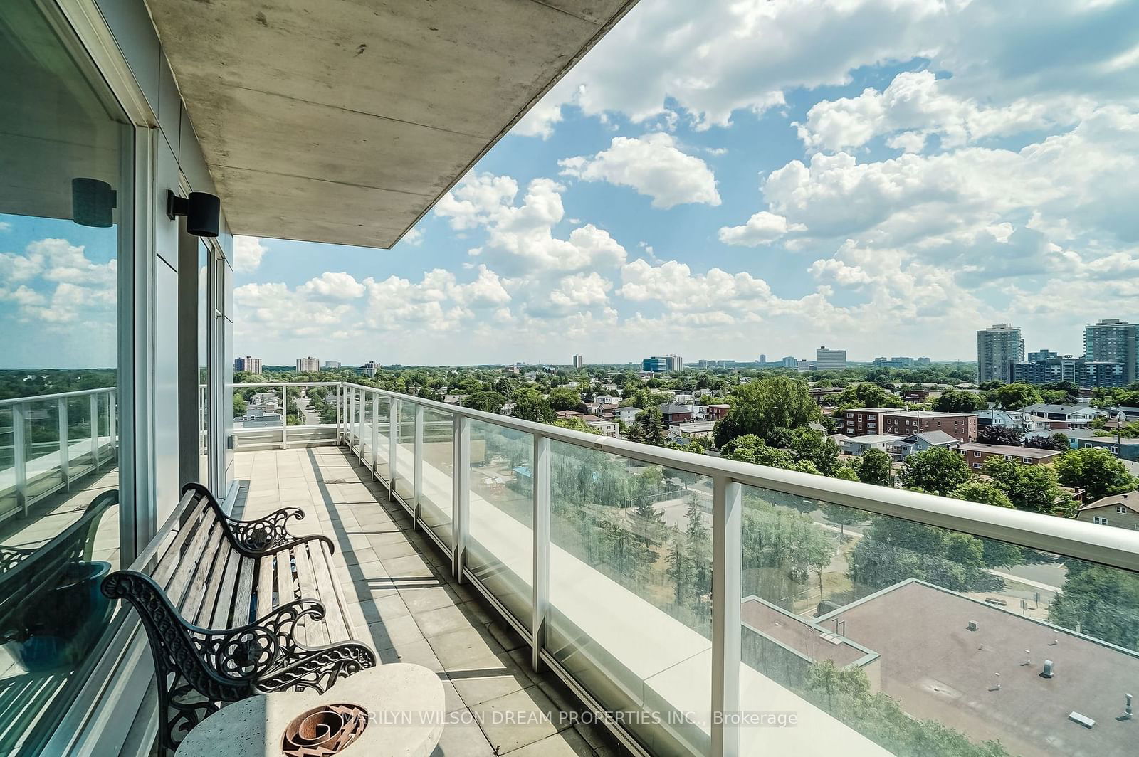 Condo sold at 904-7 Marquette Avenue, Vanier and Kingsview Park, 3402 - Vanier, K1L 8A7 - MLS: X11911902