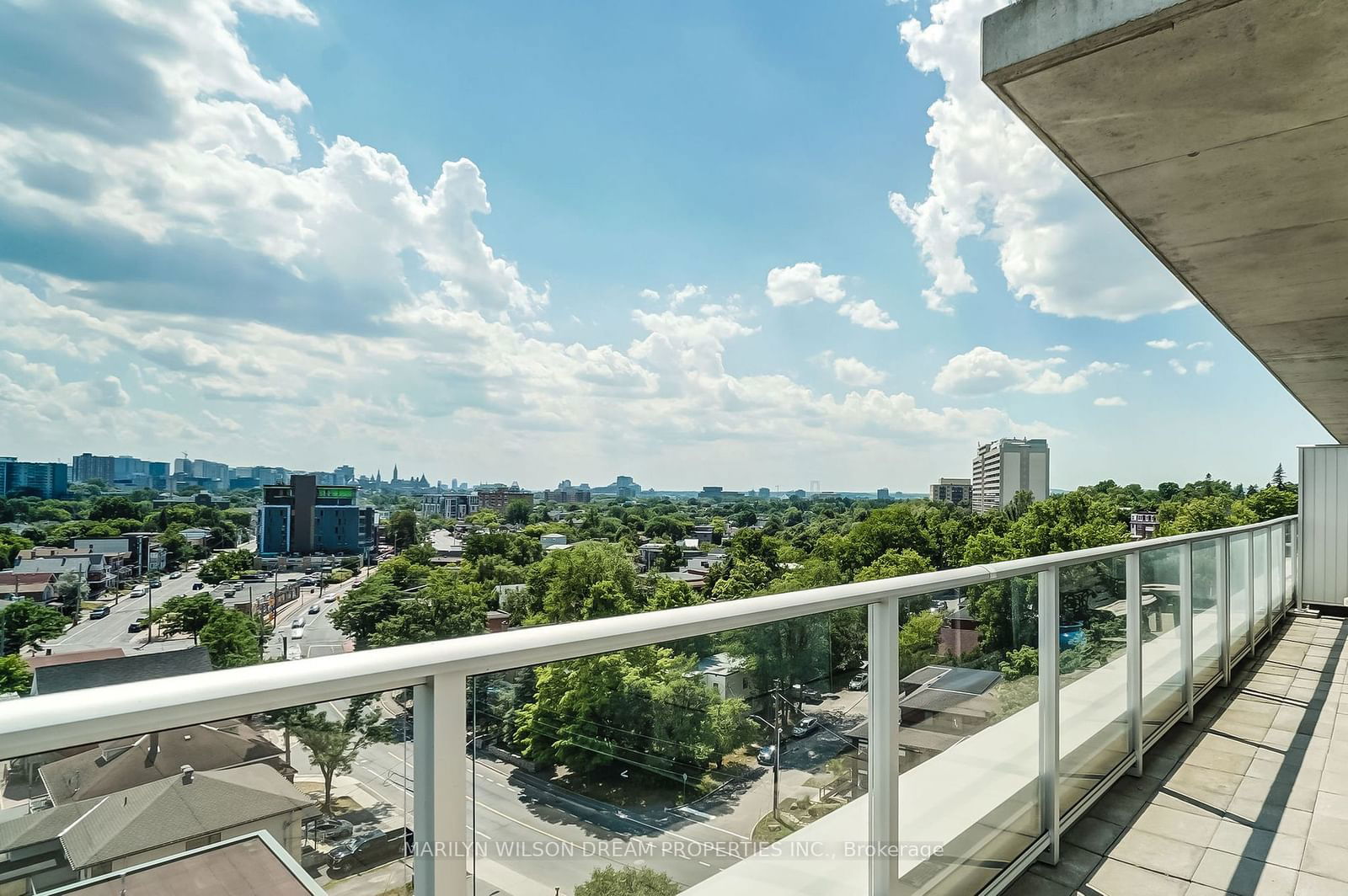 Condo sold at 904-7 Marquette Avenue, Vanier and Kingsview Park, 3402 - Vanier, K1L 8A7 - MLS: X11911902