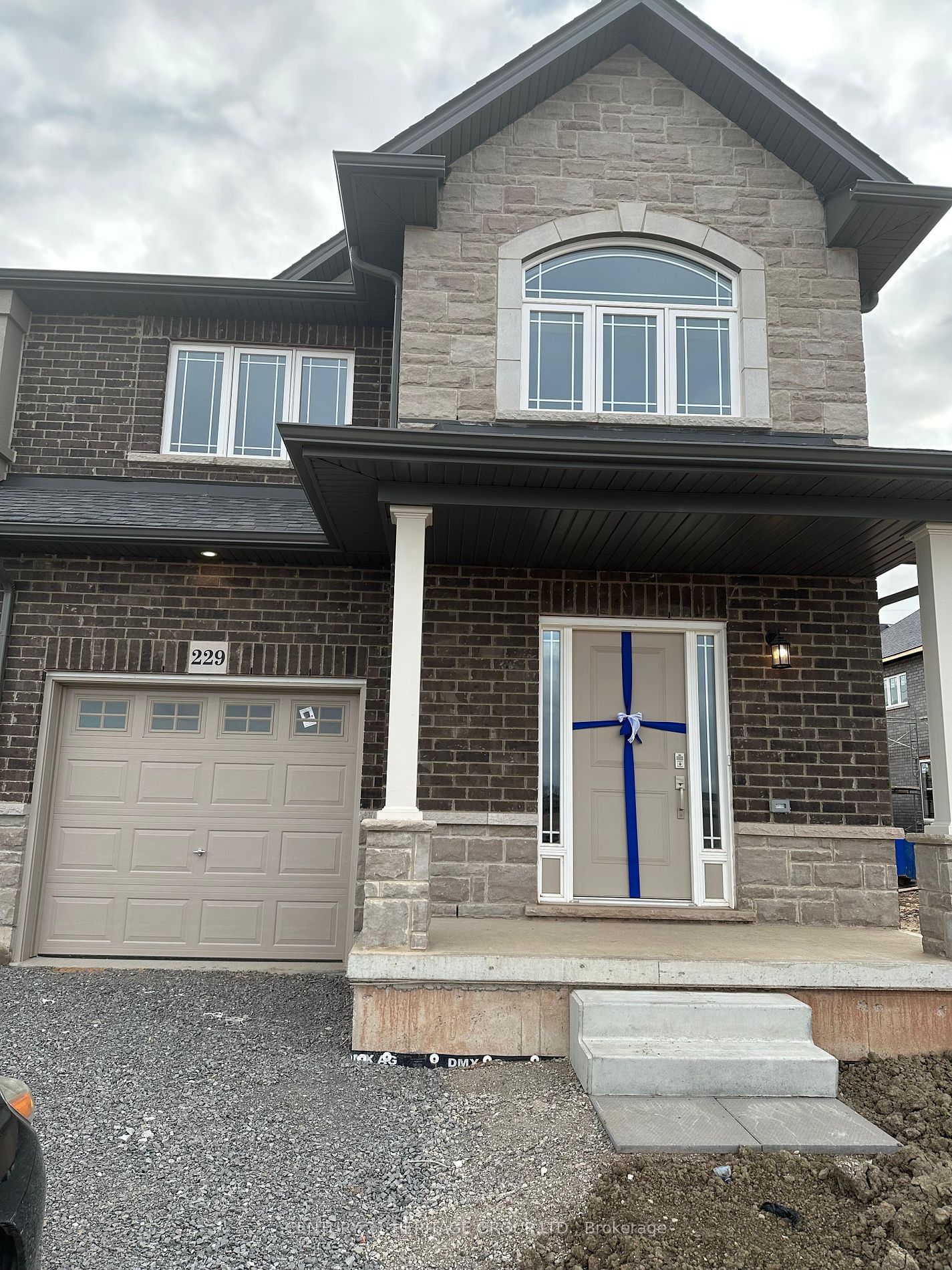 Townhouse leased at 225 Cittadella Boulevard, Hamilton, Hannon, L0R 1P0 - MLS: X11912084