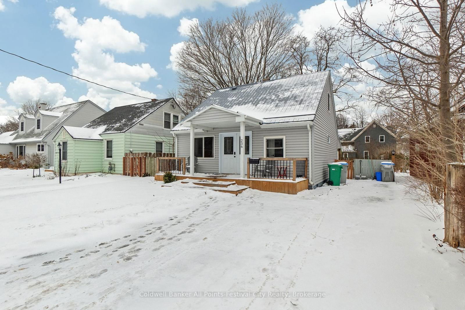 Detached House for sale at 236 Elgin Avenue, Goderich, Goderich Town, N7A 2E9 - MLS: X11912632