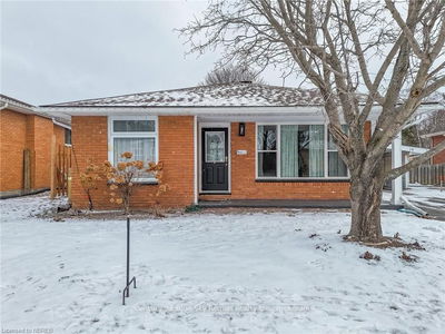 14 MARSHALL PARK Dr, North Bay - Ferris image-0-1
