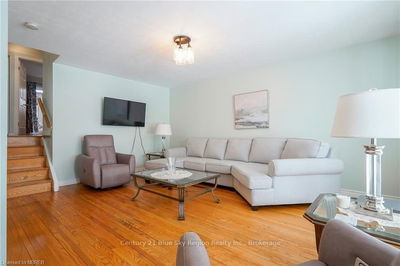14 MARSHALL PARK Dr, North Bay - Ferris image-0-3