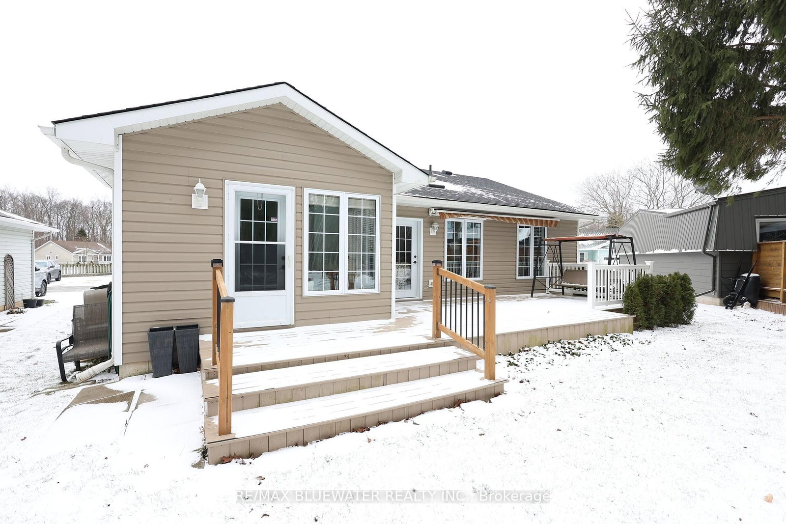 Listing Image 7