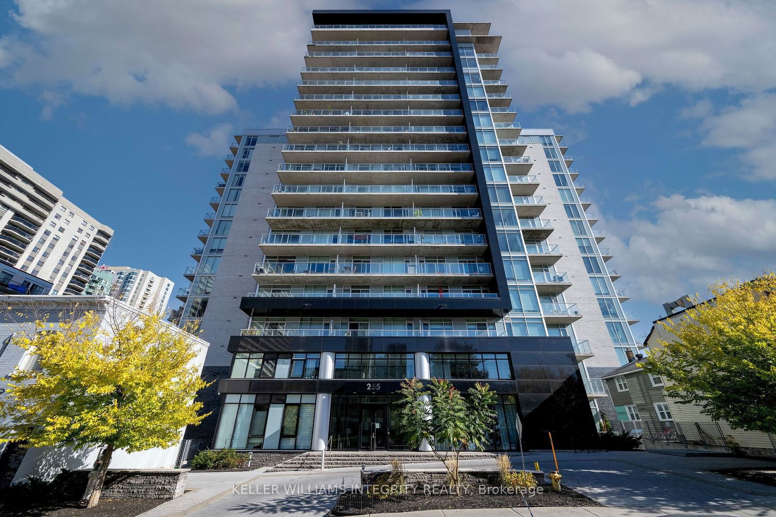 Condo for sale at 908-255 BAY Street, Ottawa Centre, 4102 - Ottawa Centre, K1R 0C5 - MLS: X11913171