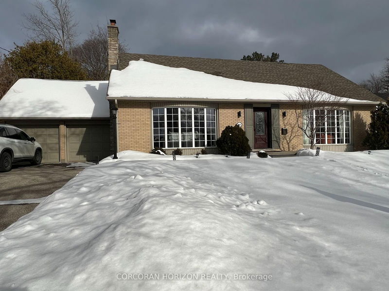 home for sale on 806 Westmount Road