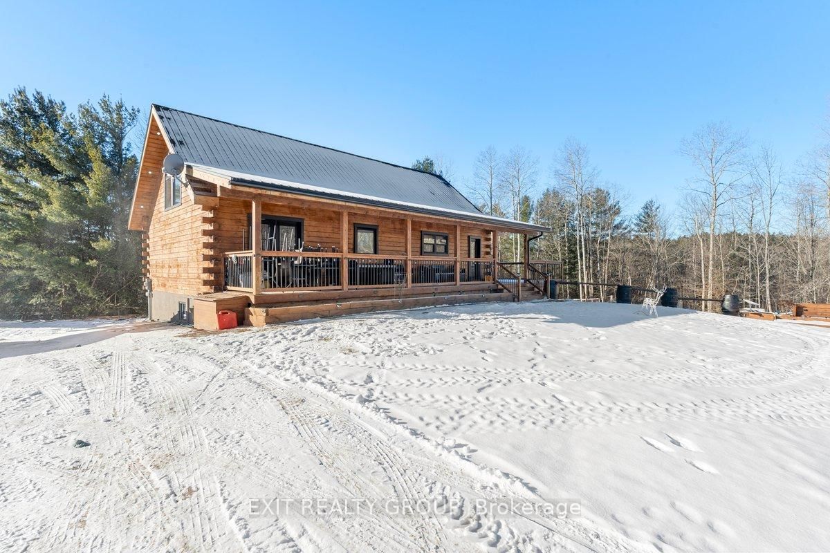 Detached House sold at 378 Douglas Road, Madoc, Centre Hastings, K0K 2K0 - MLS: X11913298