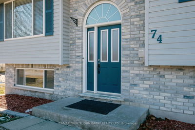 74 Ireland Dr, Quinte West -  image-0-2