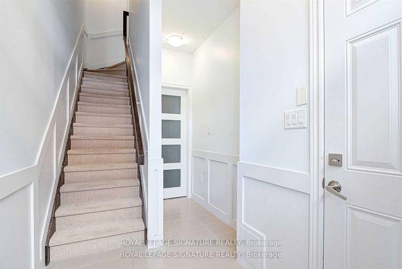 Upper - 16 Whitehaven Lane, Kitchener, N2H 0B3 | Image 3