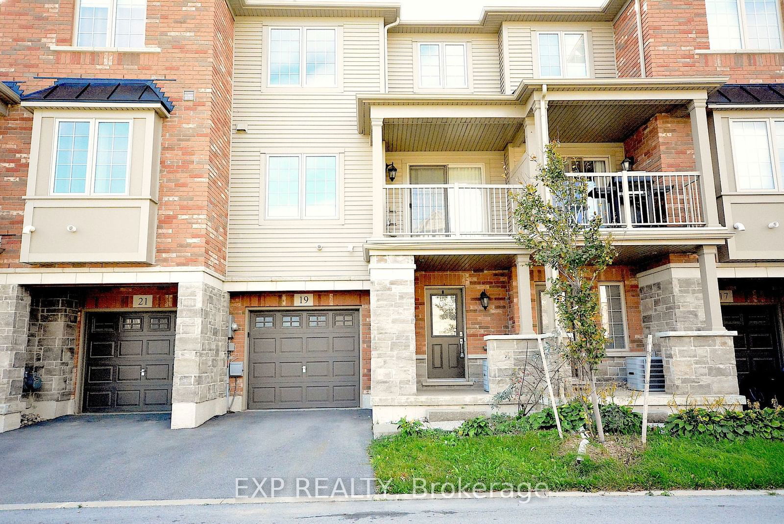 Townhouse leased at 19-515 Winston Road, Grimsby, 540 - Grimsby Beach, L3M 0C8 - MLS: X11913993