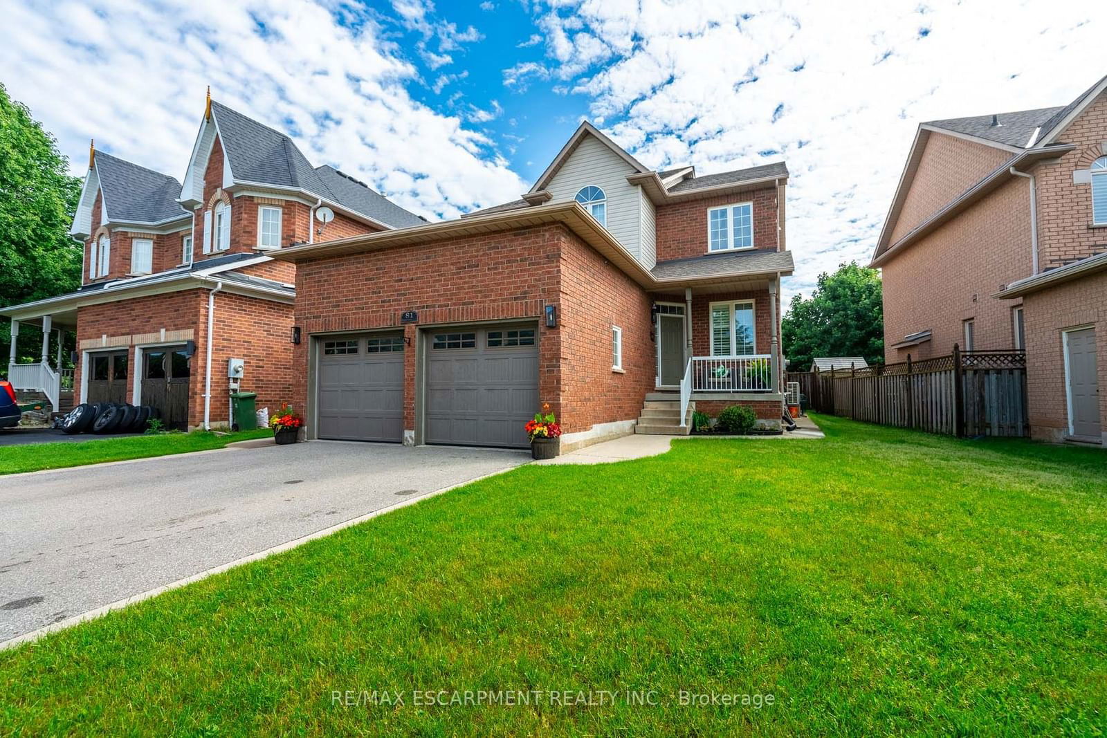 Detached House for sale at 81 Segwun Road, Hamilton, Waterdown, L8B 0J9 - MLS: X11914316