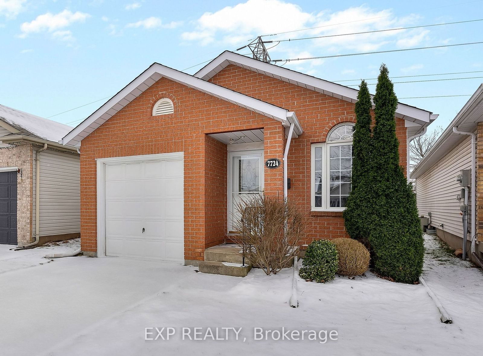 Detached House sold at 7724 Cortina Crescent, Niagara Falls, 213 - Ascot, L2H 3B4 - MLS: X11914560