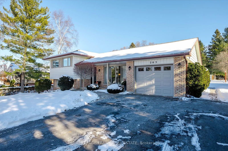 265 Carolyn Ave, Smith-Ennismore-Lakefield - Rural Smith-Ennismore-Lakefield image-0-0