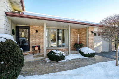 265 Carolyn Ave, Smith-Ennismore-Lakefield - Rural Smith-Ennismore-Lakefield image-0-2