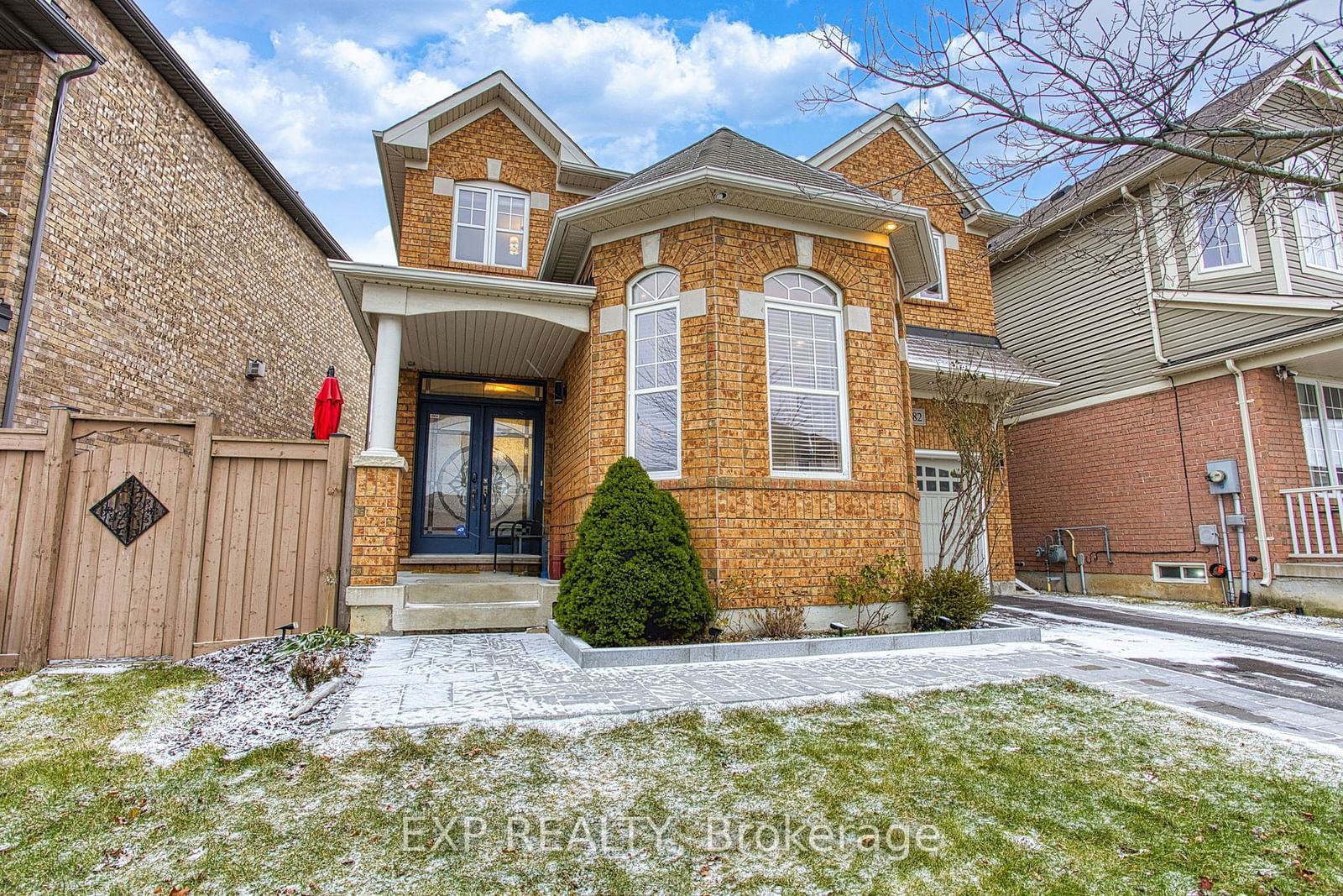 Detached House for sale at 382 Montreal Circle, Hamilton, Winona Park, L8E 0C7 - MLS: X11914895