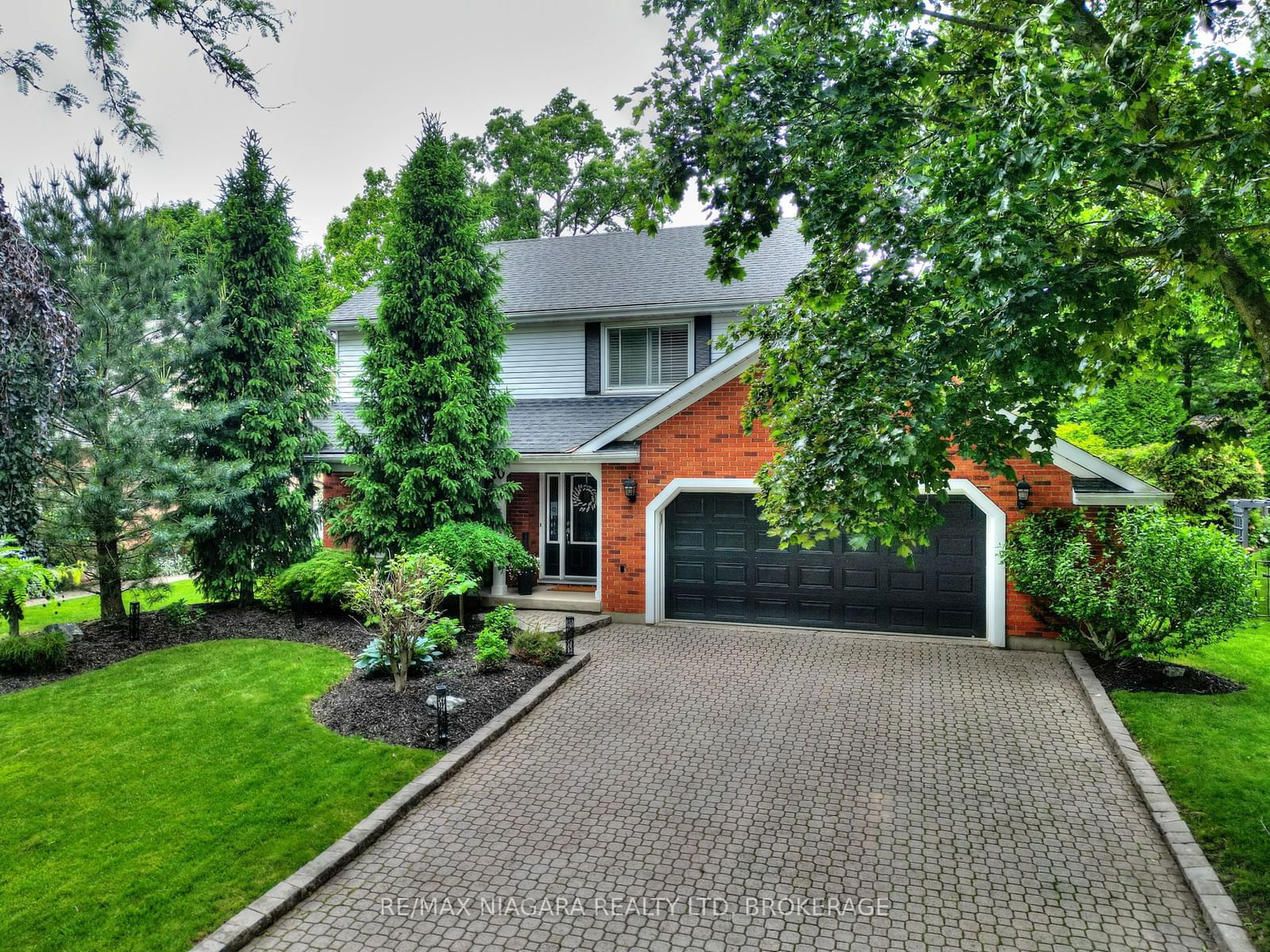 Detached House for sale at 70 Millbridge Crescent, Pelham, 662 - Fonthill, L0S 1E1 - MLS: X11914941