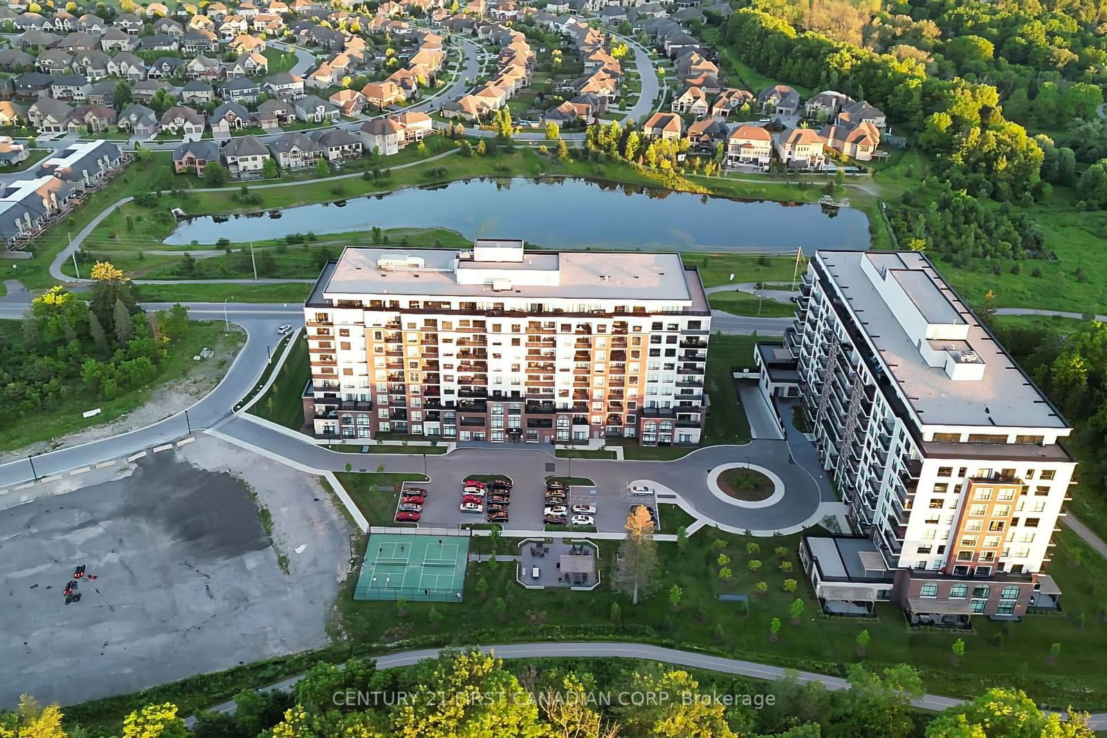 Condo sold at 716-480 CALLAWAY Road, London, North R, N6G 0Z3 - MLS: X11915155