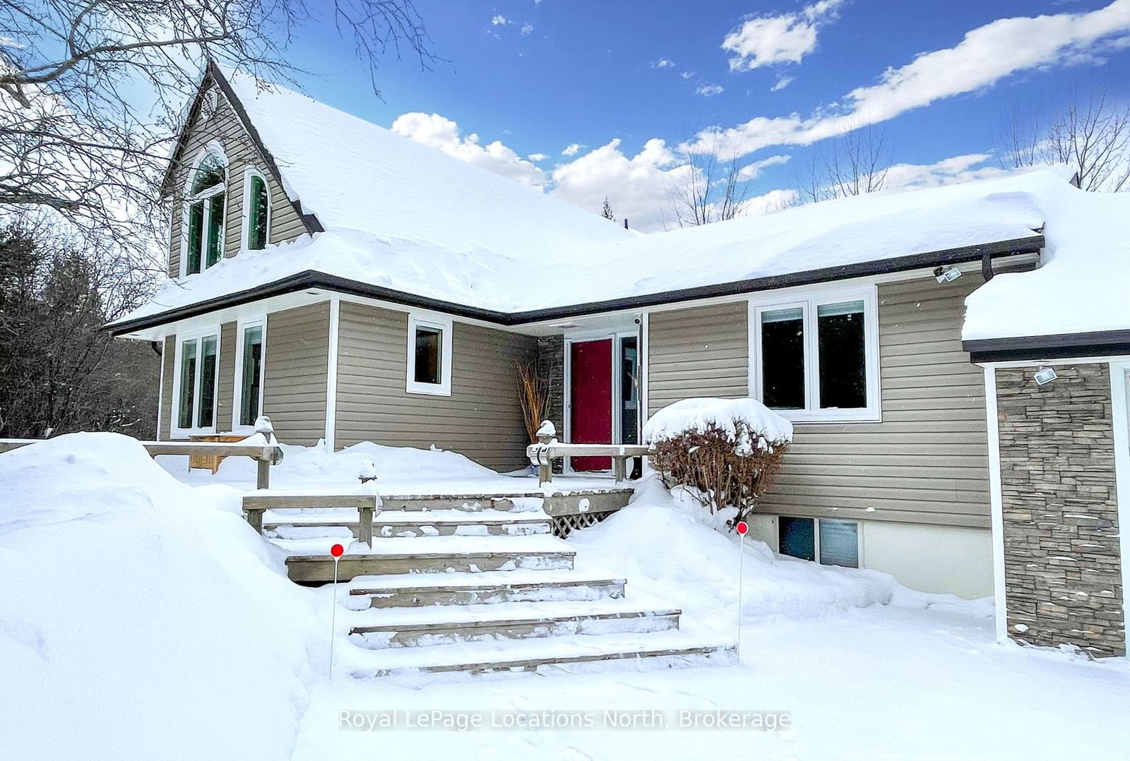 Detached House sold at 270 Lakeshore Road, Meaford, Rural Meaford, N4L 0A7 - MLS: X11915238