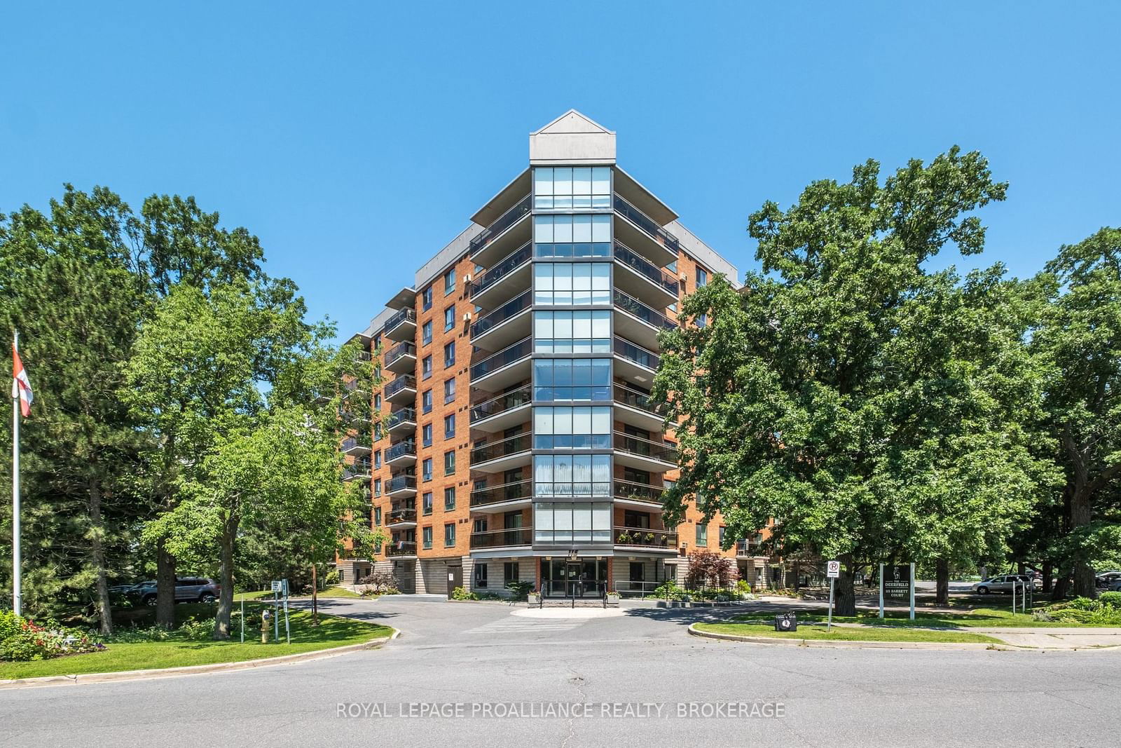 Condo sold at 408-115 Barrett Court, Kingston, Kingston East (Incl Barret Crt), K7L 5H6 - MLS: X11915268