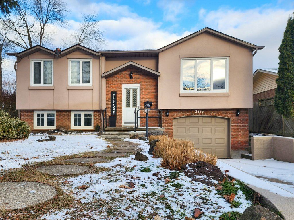 Detached House for sale at 2828 Lalemant Road, Niagara Falls, 207 - Casey, L2J 3Z4 - MLS: X11915439