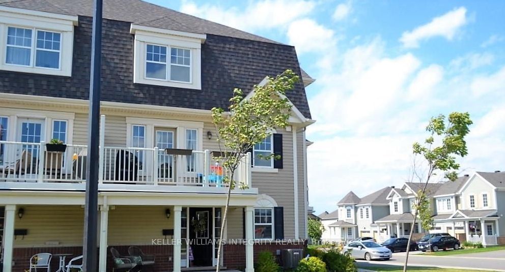 Townhouse leased at 928 Fameflower Street, Barrhaven, 7711 - Barrhaven - Half Moon Bay, K2C 3H2 - MLS: X11915444