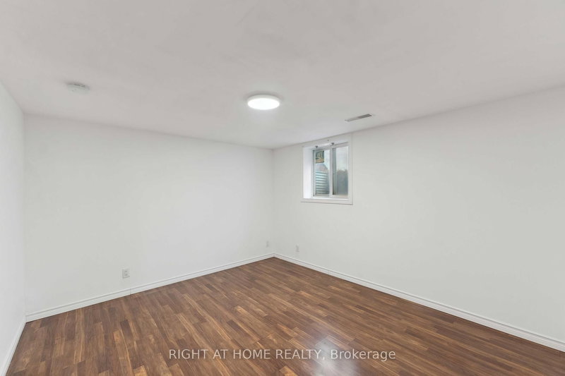 1274 Cobden Rd E, Ottawa, K2C 3A2 | Image 3